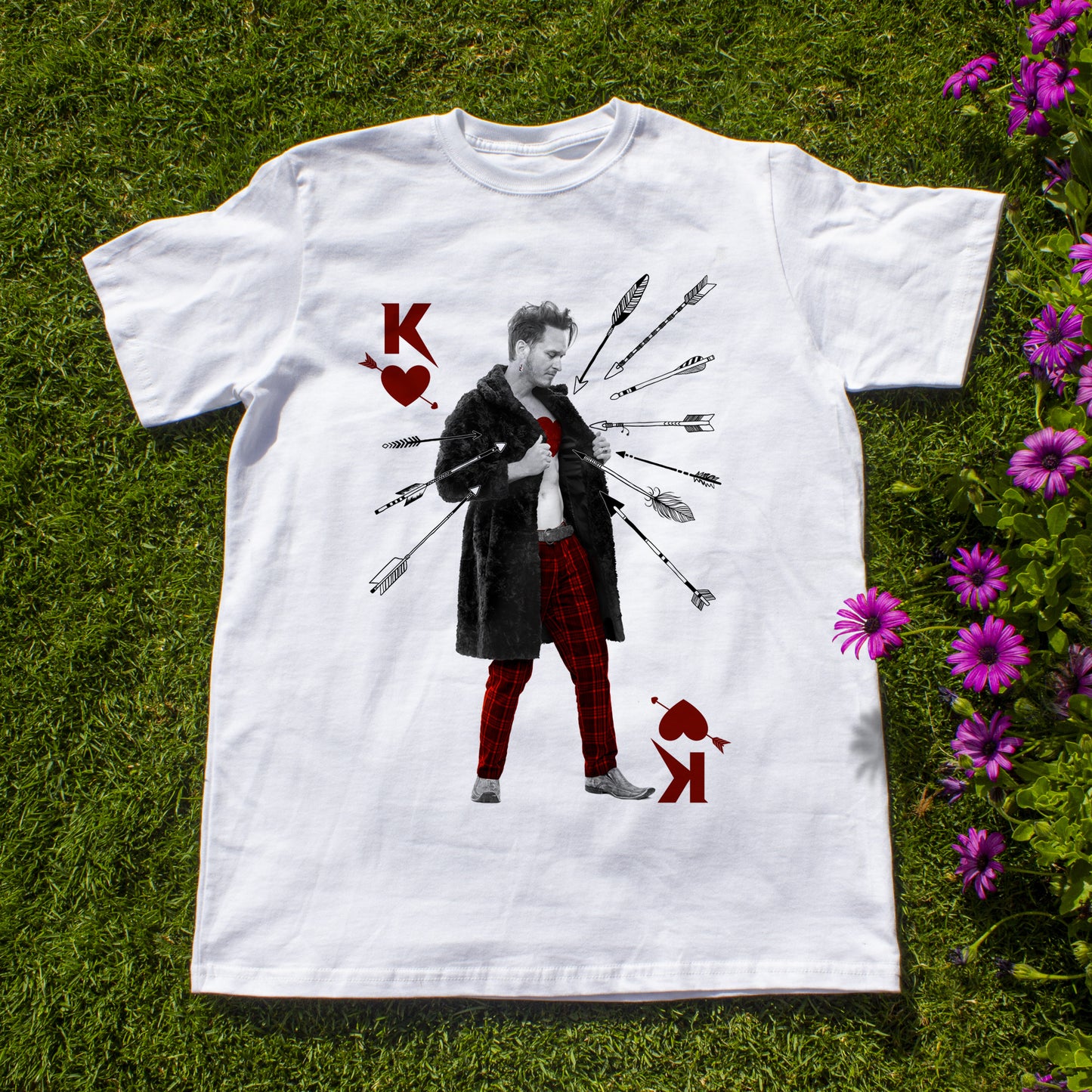 Le t-shirt roi de coeur